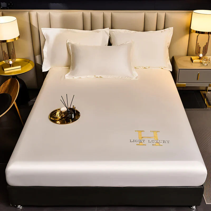 Elarinthe - Luxurious Satin Duvet Cover