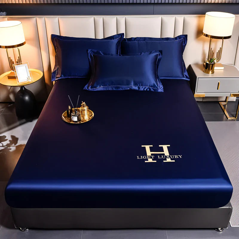 Elarinthe - Luxurious Satin Duvet Cover