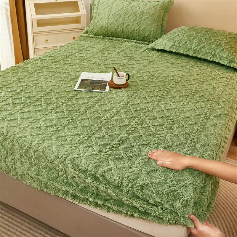 Solyntha - Cozy and Plush Winter Duvet Cover