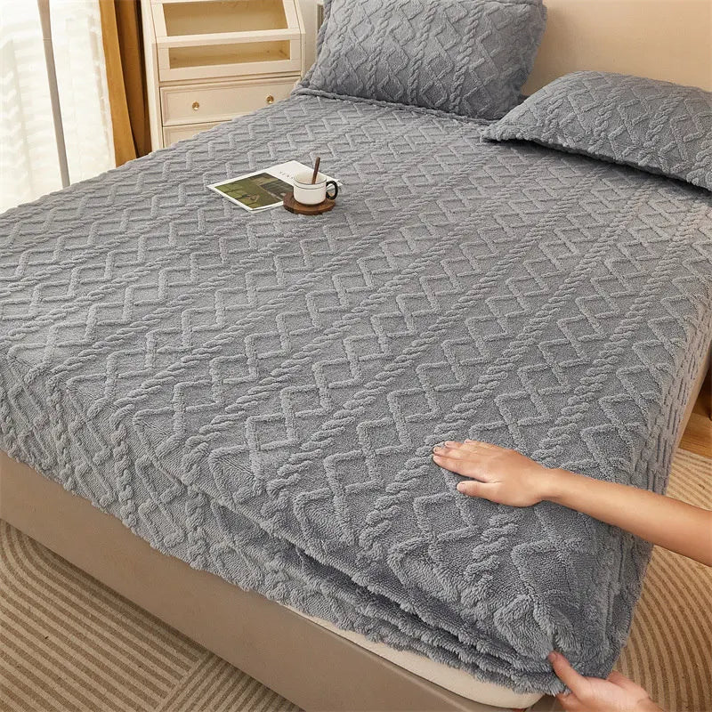 Solyntha - Cozy and Plush Winter Duvet Cover