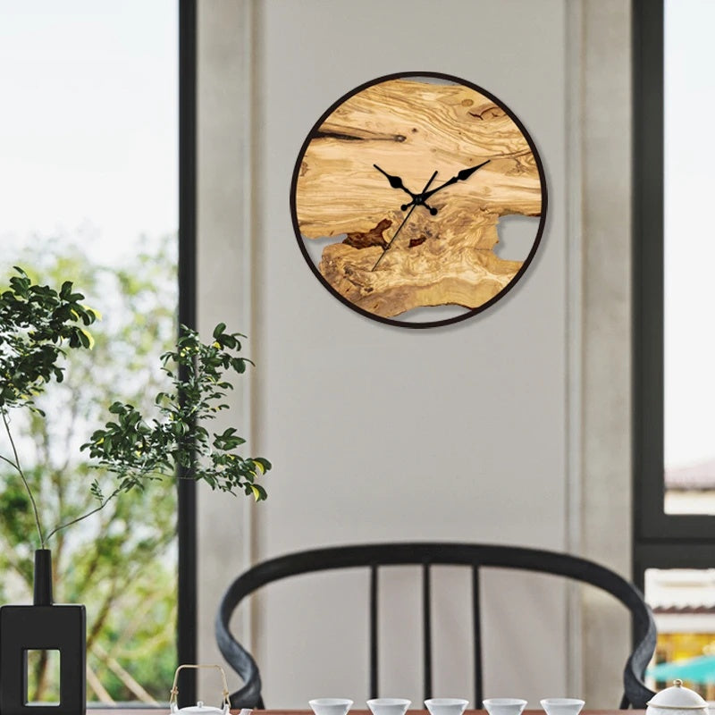 Transparente Wanduhr – Moderne Eleganz und zeitloses Design