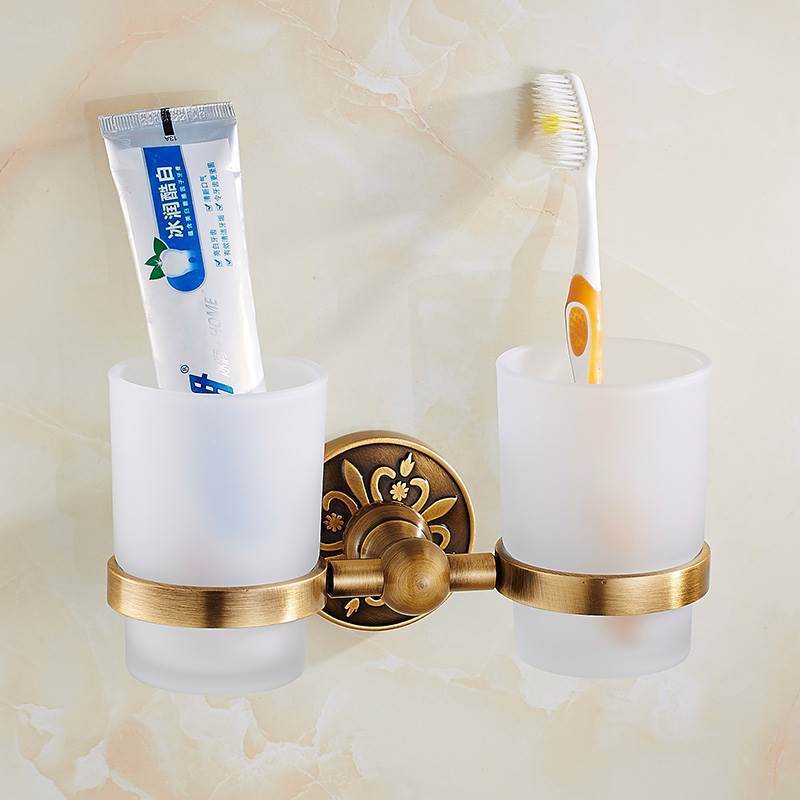 HeritageRust Antique Bronze Bathroom Fixture Set - Towel Rail, Toilet Paper Holder & Brush Holder in Aluminium