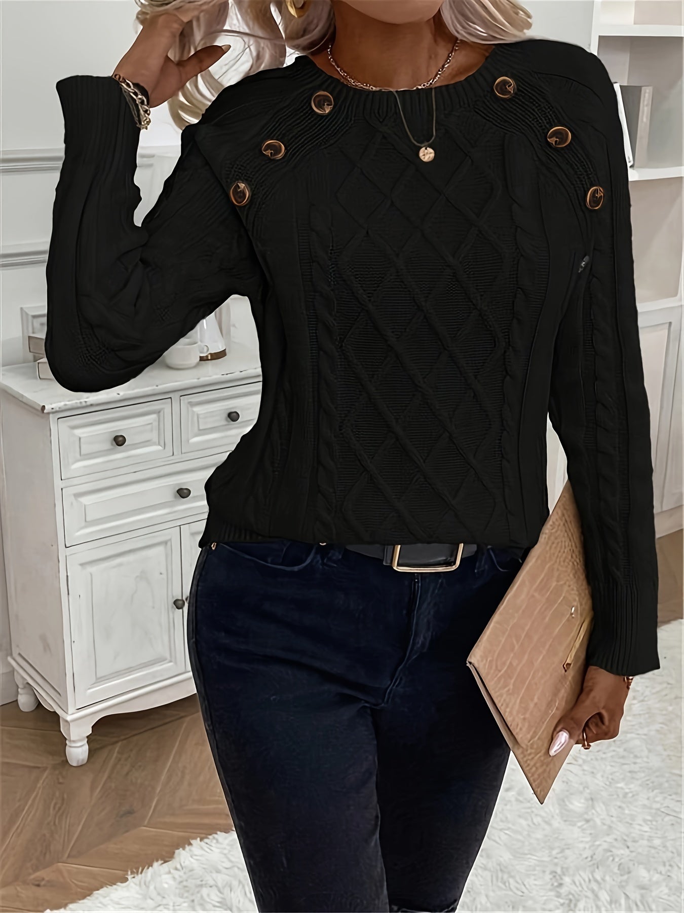 Evy | Timeless Cable Knit Sweater with Classic Round Neck