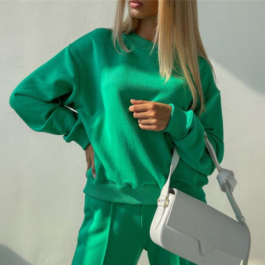 Lulu | Women's Luxe 2-Piece Tracksuit