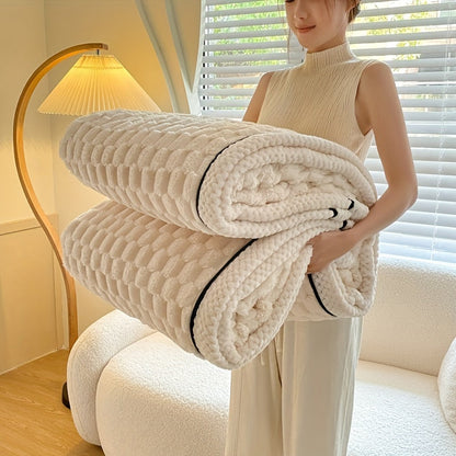 Cozy Lightweight Microfiber Blanket for Travel and Home Use