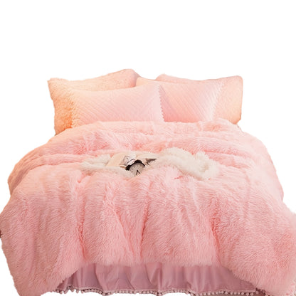 Luxurious Three-Piece Velvet Bedding Set with Soft Velvety Texture