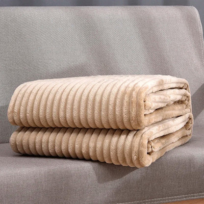 Luxurious Velvet Fleece Blanket for Ultimate Winter Comfort
