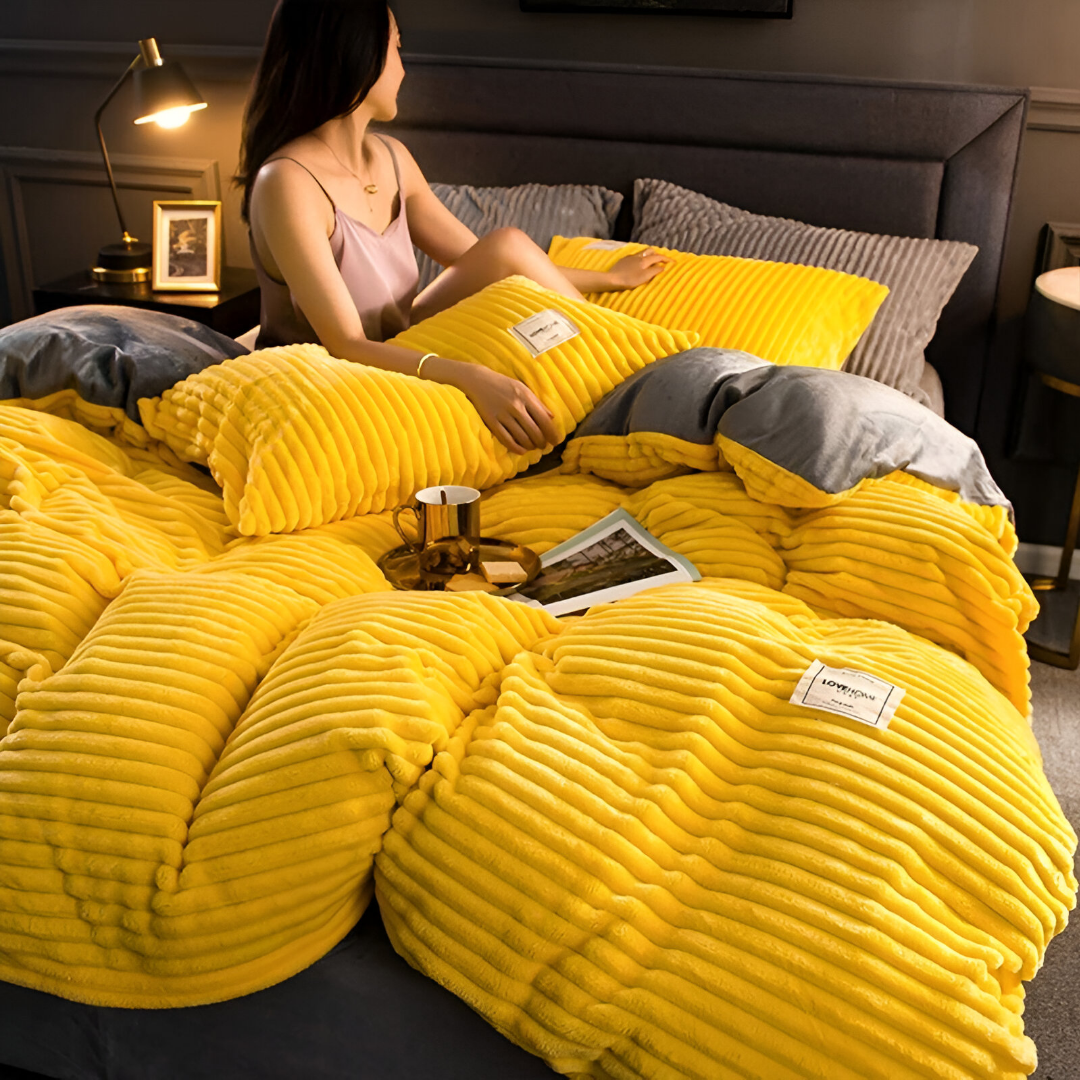 Auric - Luxurious Fluffy Flannel Duvet Cover Set
