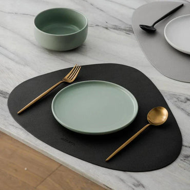 Finix | Sleek Stainless Steel Cutlery Set - Contemporary Dining Essentials for an Elegant Table