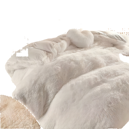 Luxurious Three-Piece Velvet Bedding Set with Soft Velvety Texture