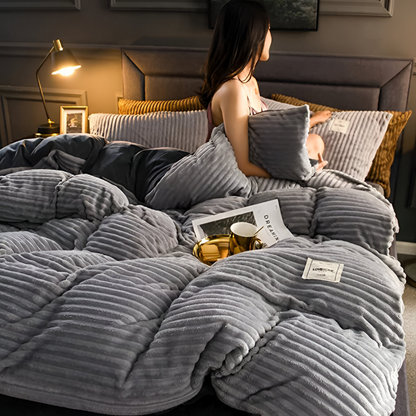 Auric - Luxurious Fluffy Flannel Duvet Cover Set