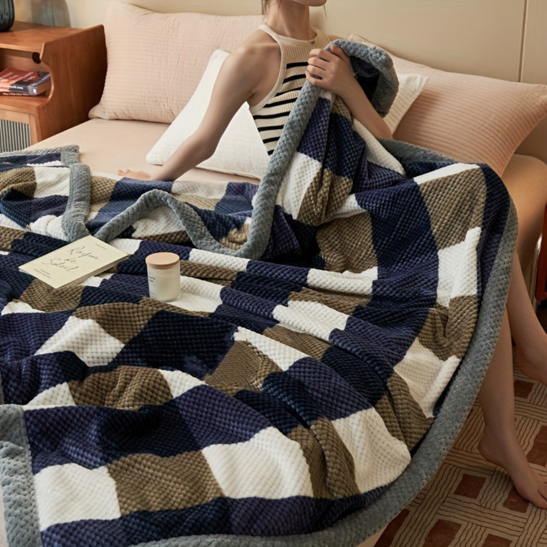 Luxurious Royal Comfort Throw