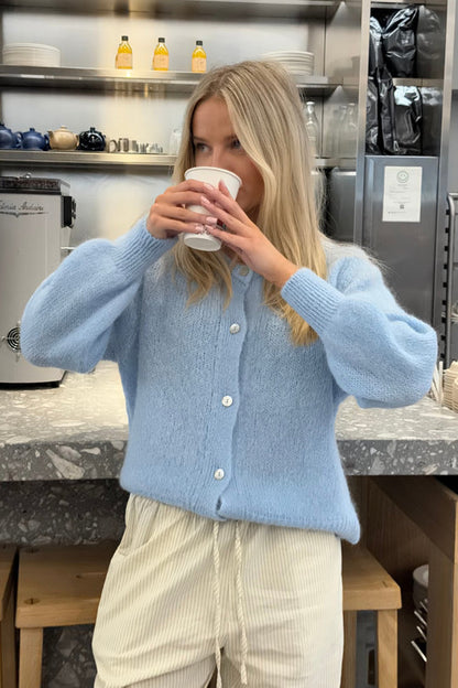NOLA - Button-Up Knitted Cardigan for Women
