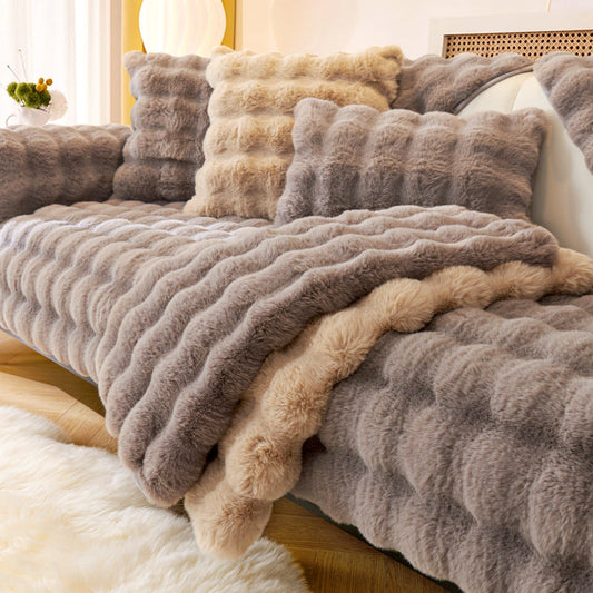 High-Quality Pet-Resistant Furniture Cover for Maximum Protection