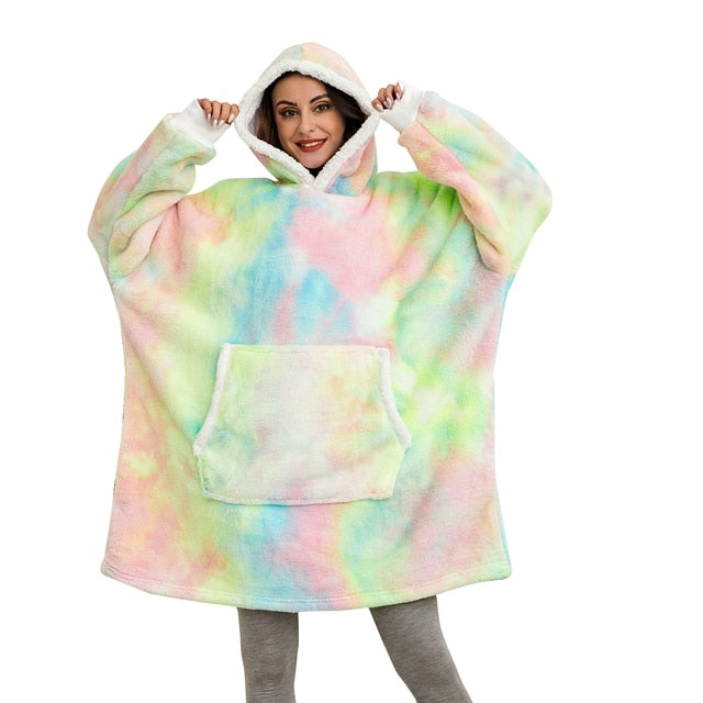 Snug Fleece Hoodie Blanket - Ideal for Winter Comfort