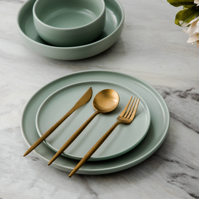 Finix | Sleek Stainless Steel Cutlery Set - Contemporary Dining Essentials for an Elegant Table