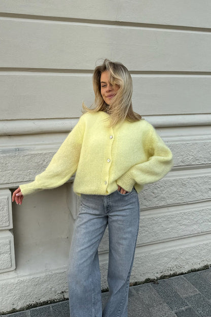 NOLA - Button-Up Knitted Cardigan for Women