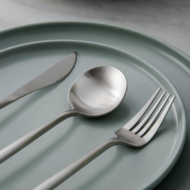 Finix | Sleek Stainless Steel Cutlery Set - Contemporary Dining Essentials for an Elegant Table