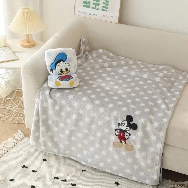Charming Children's Flannel Blanket for Ultimate Comfort