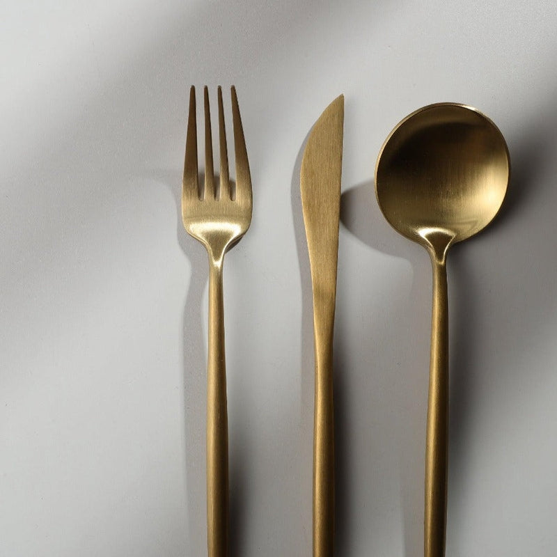 Finix | Sleek Stainless Steel Cutlery Set - Contemporary Dining Essentials for an Elegant Table
