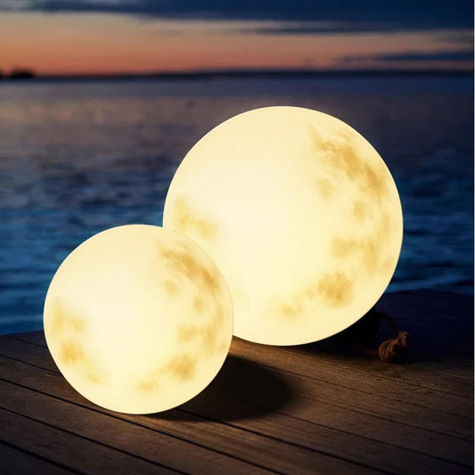 Lunar Garden Light | Moon-Shaped Lamp