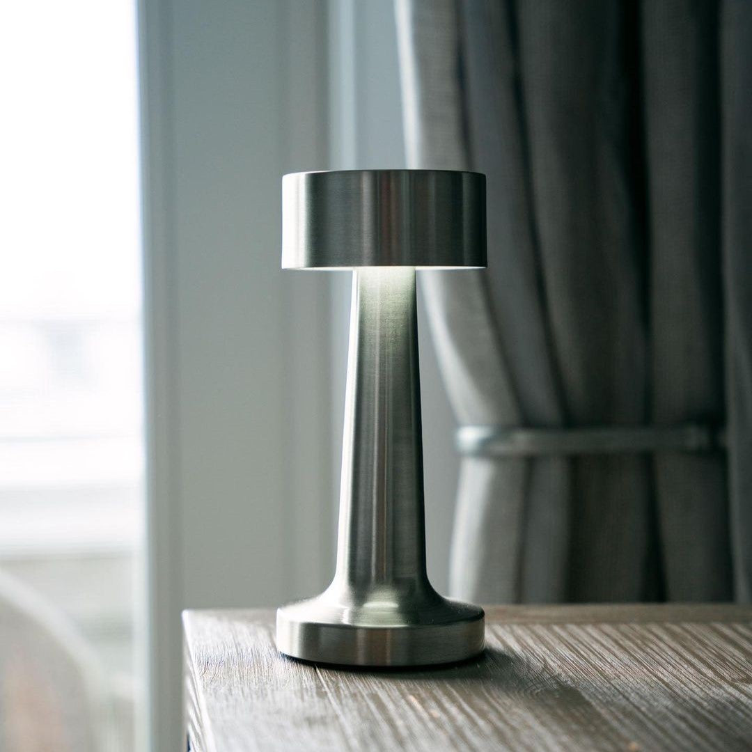 Victor Modern Dimmable Table Lamp