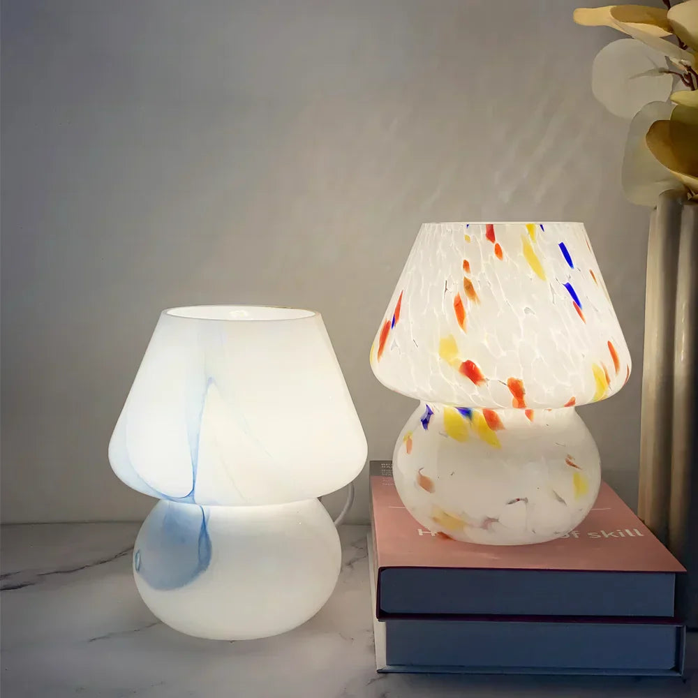 Chic Mushroom-Design Glass Lamp - LumiMush