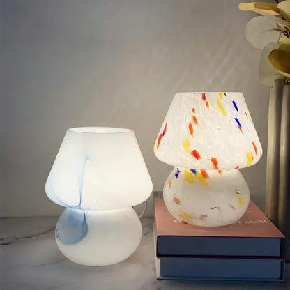 Chic Mushroom-Design Glass Lamp - LumiMush