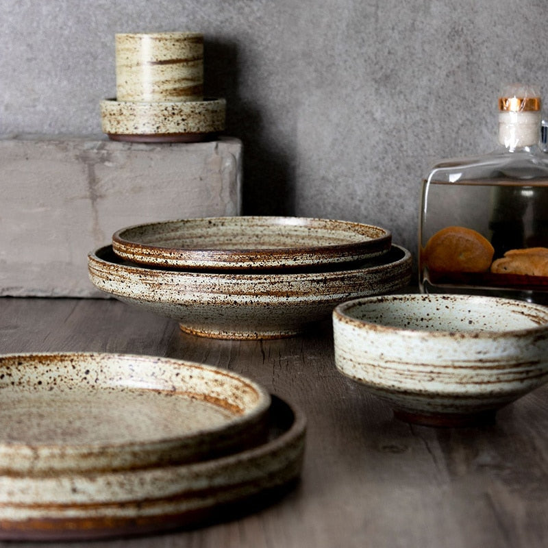 EraPlate | Vintage-Inspired Ceramic Dinnerware - Timeless Tableware for Contemporary Homes