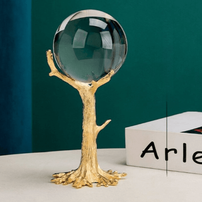 Exquisite Handcrafted Crystal Glass with Detailed Patterns - Premium Quality