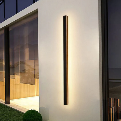 Contemporary LED Wall Light – LineaGlow