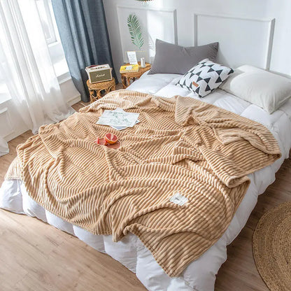Luxurious Velvet Fleece Blanket for Ultimate Winter Comfort