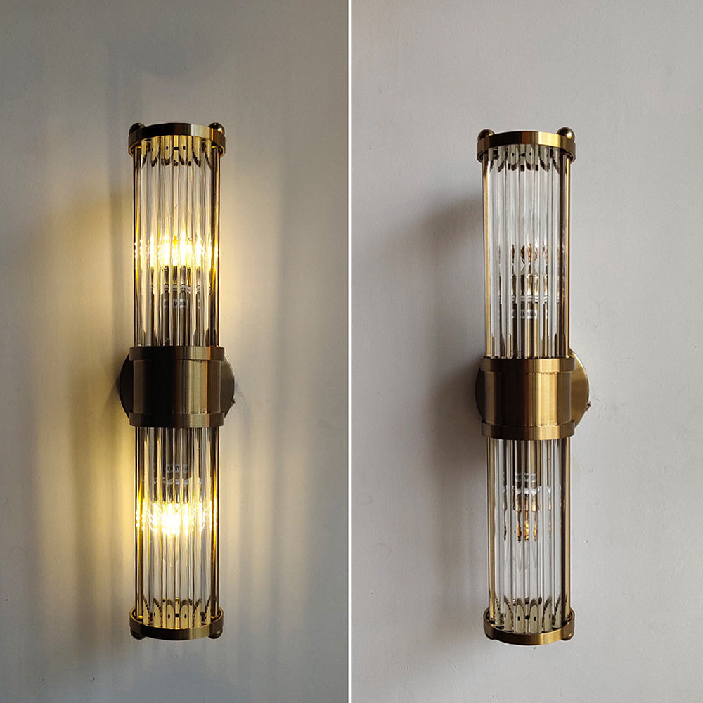 Elegant Bathroom Wall Light – Radiant Gold Finish
