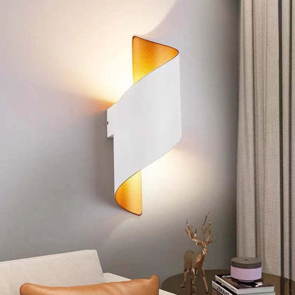 TwistLight Spiral-Shaped Modern LED Wall Fixture
