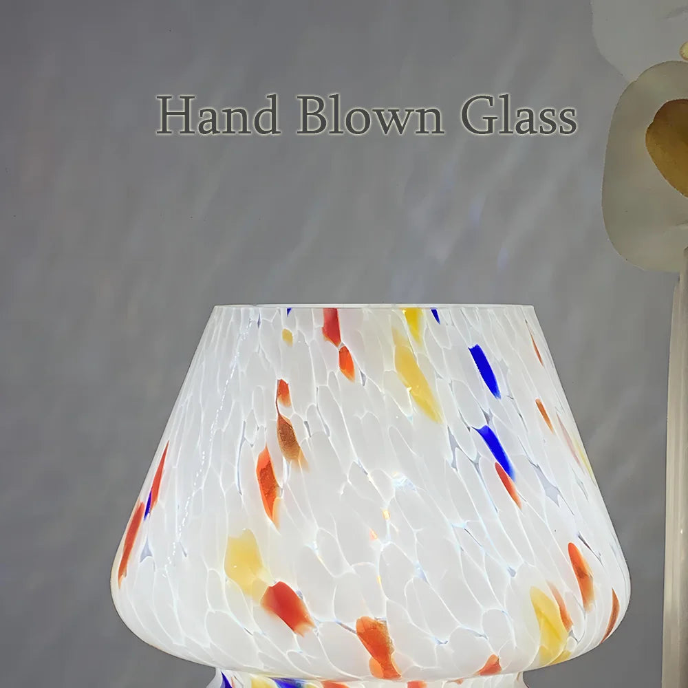 Chic Mushroom-Design Glass Lamp - LumiMush