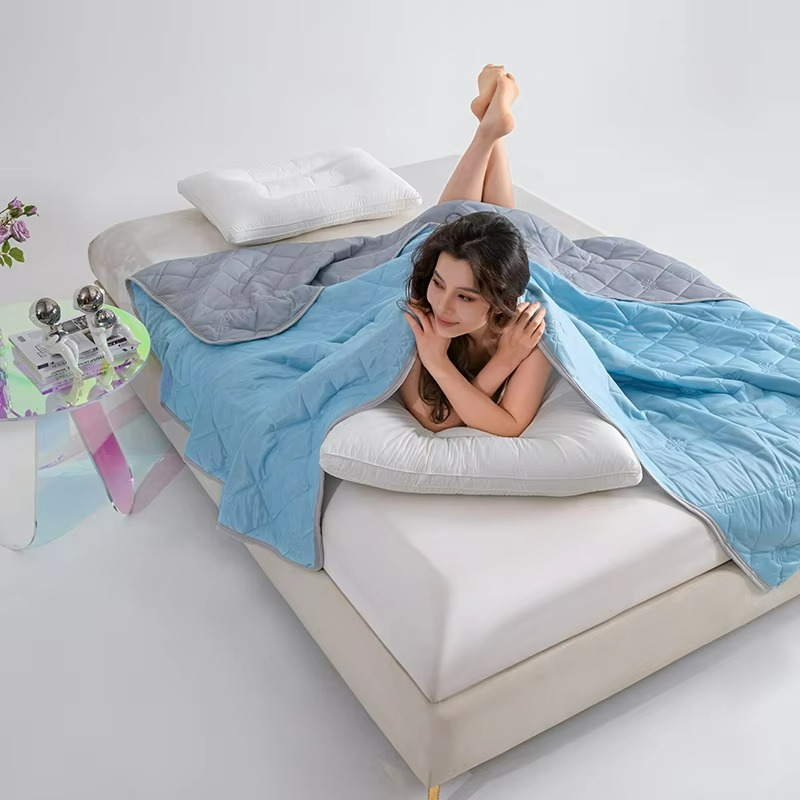 Lightweight Summer Duvet for Air-Conditioned Spaces - Soft and Comfortable