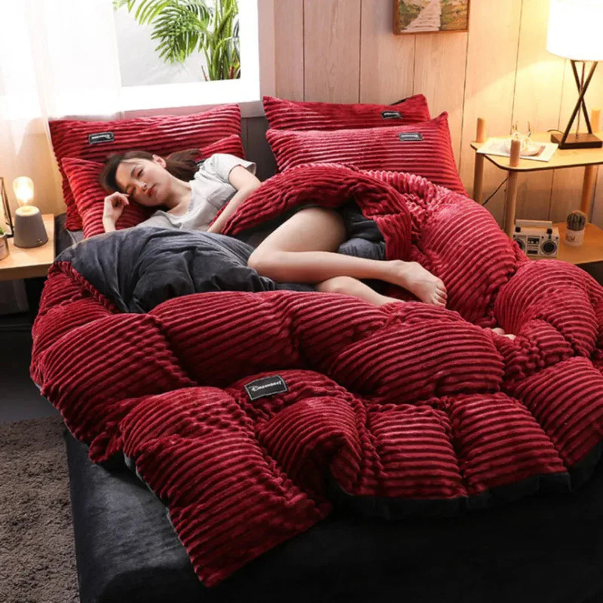 Cozy Two-Layer Thermal Duvet with Fluffy Sleep Design