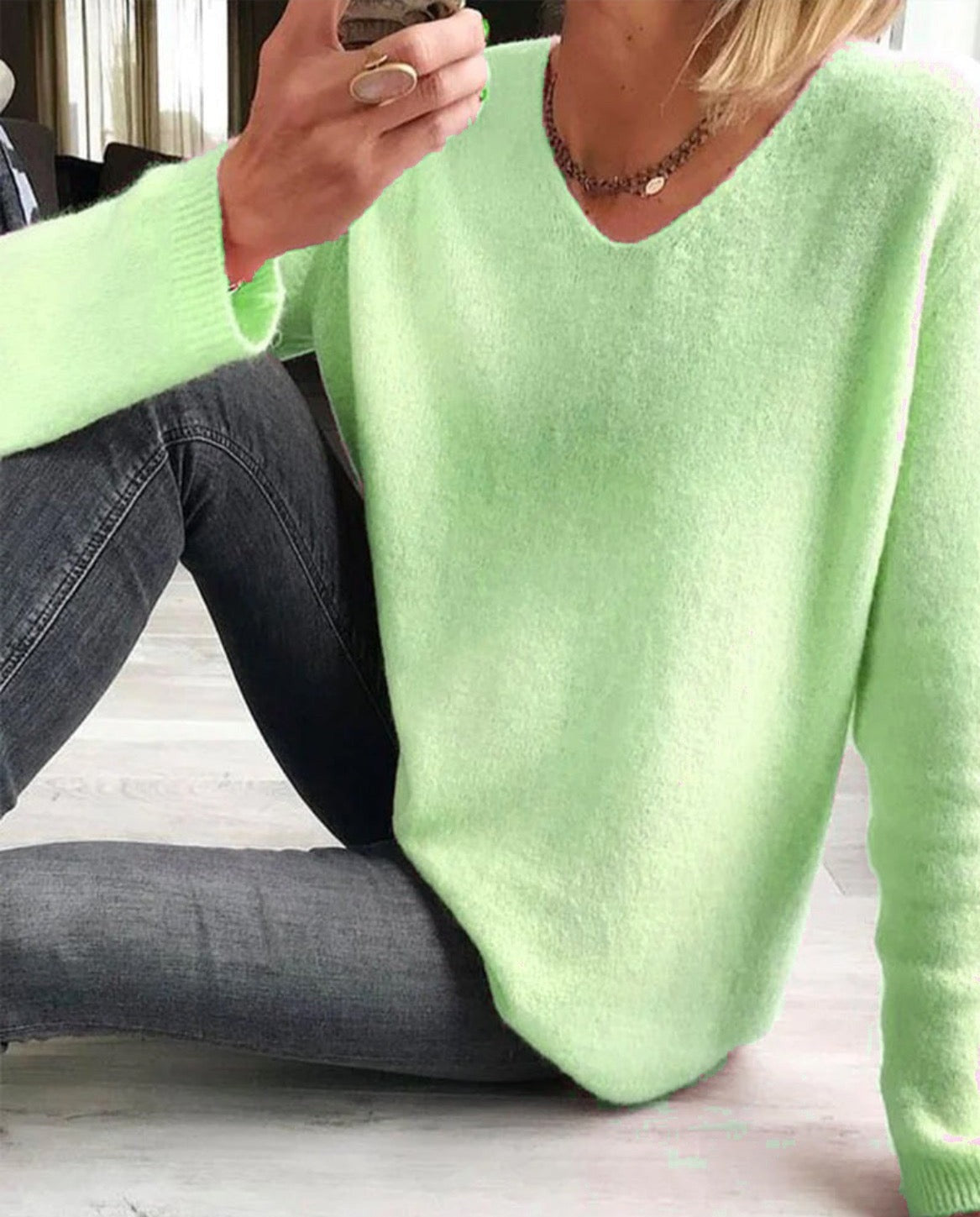 Women's Lightweight Long Sleeve V-Neck Sweater
