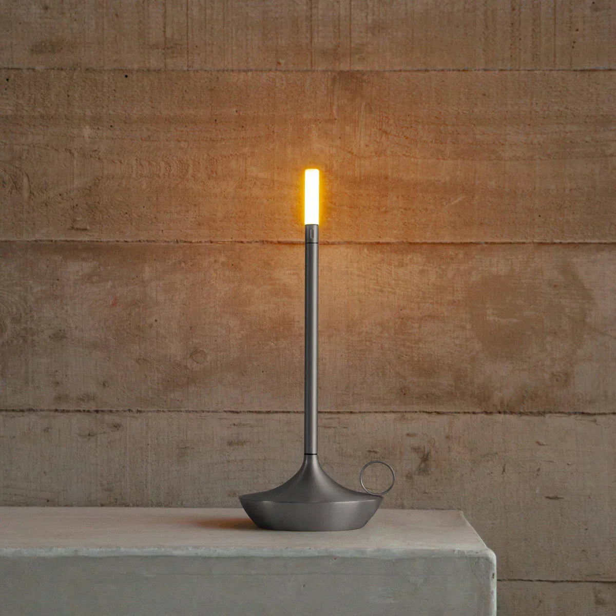 Elegant Aurelia Table Lamp