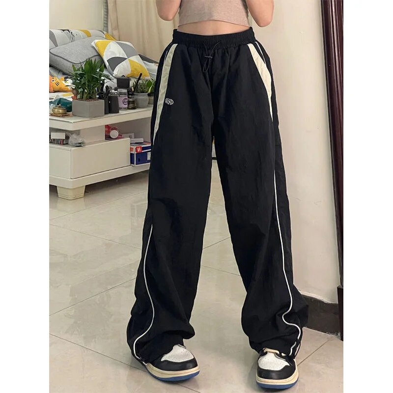 Lune | Retro-Style Wide Leg Trousers with Adjustable Drawstring