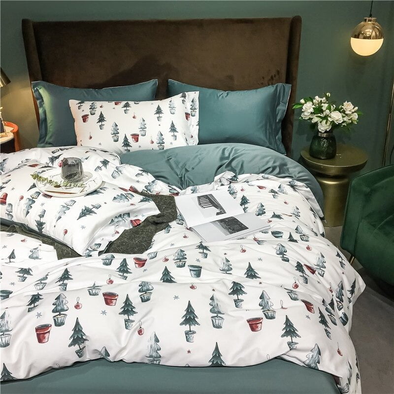 Luxurious Christmas Bedding Set in Soft Fabric