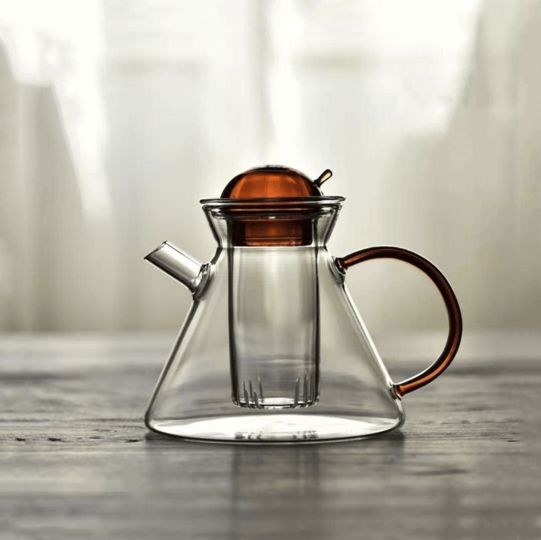 ClearBrew | Elegant Heat-Resistant Glass Teapot and Cup Set - Perfect for Brewing Loose Leaf Tea with a Minimalist Touch