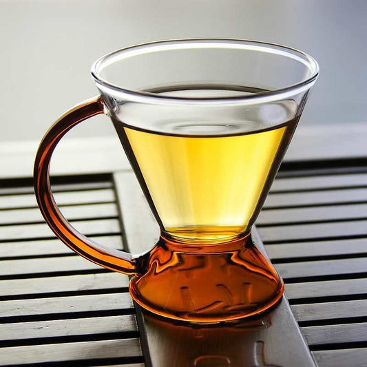 ClearBrew | Elegant Heat-Resistant Glass Teapot and Cup Set - Perfect for Brewing Loose Leaf Tea with a Minimalist Touch