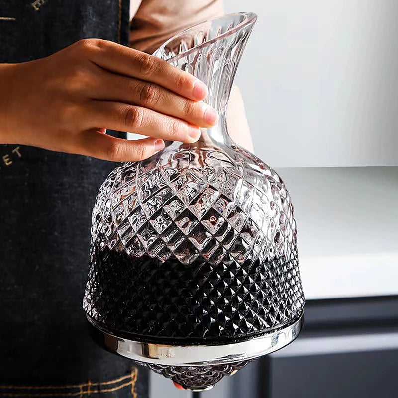 Stylish Rotating Crystal Decanter